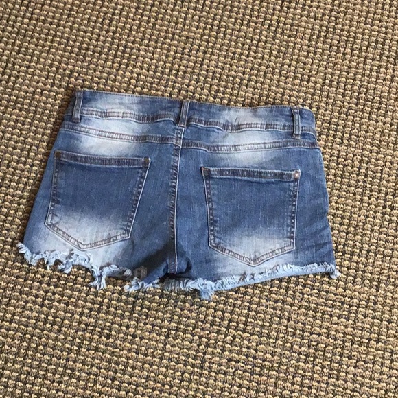 Ardene shorts - Picture 2 of 2